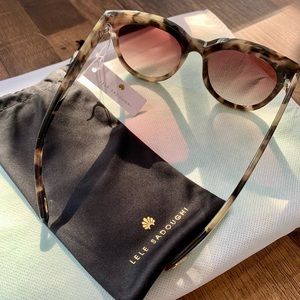 Lele Sadoughi NWT
Tortoise Brooklyn Sunglasses 
Comes with dust bag pouch